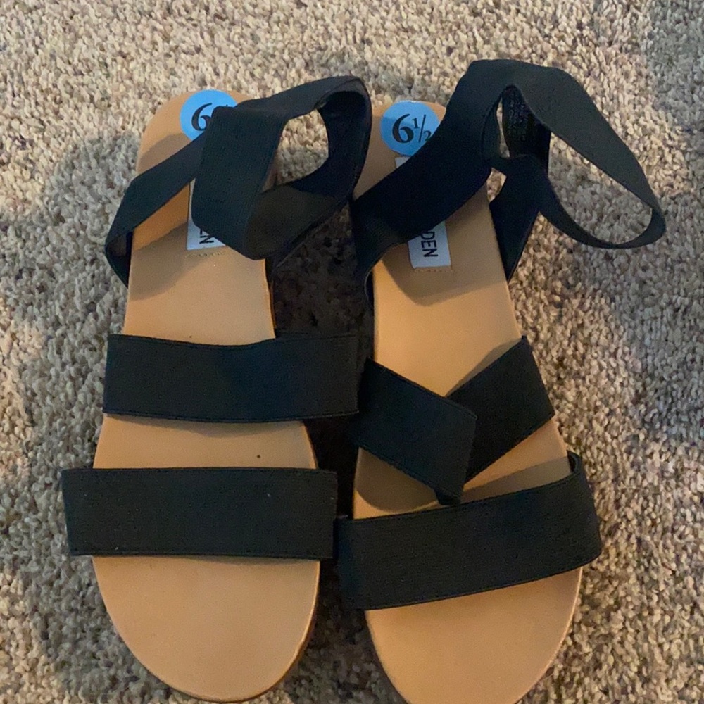 Steve Madden New Without tags size 6.5
